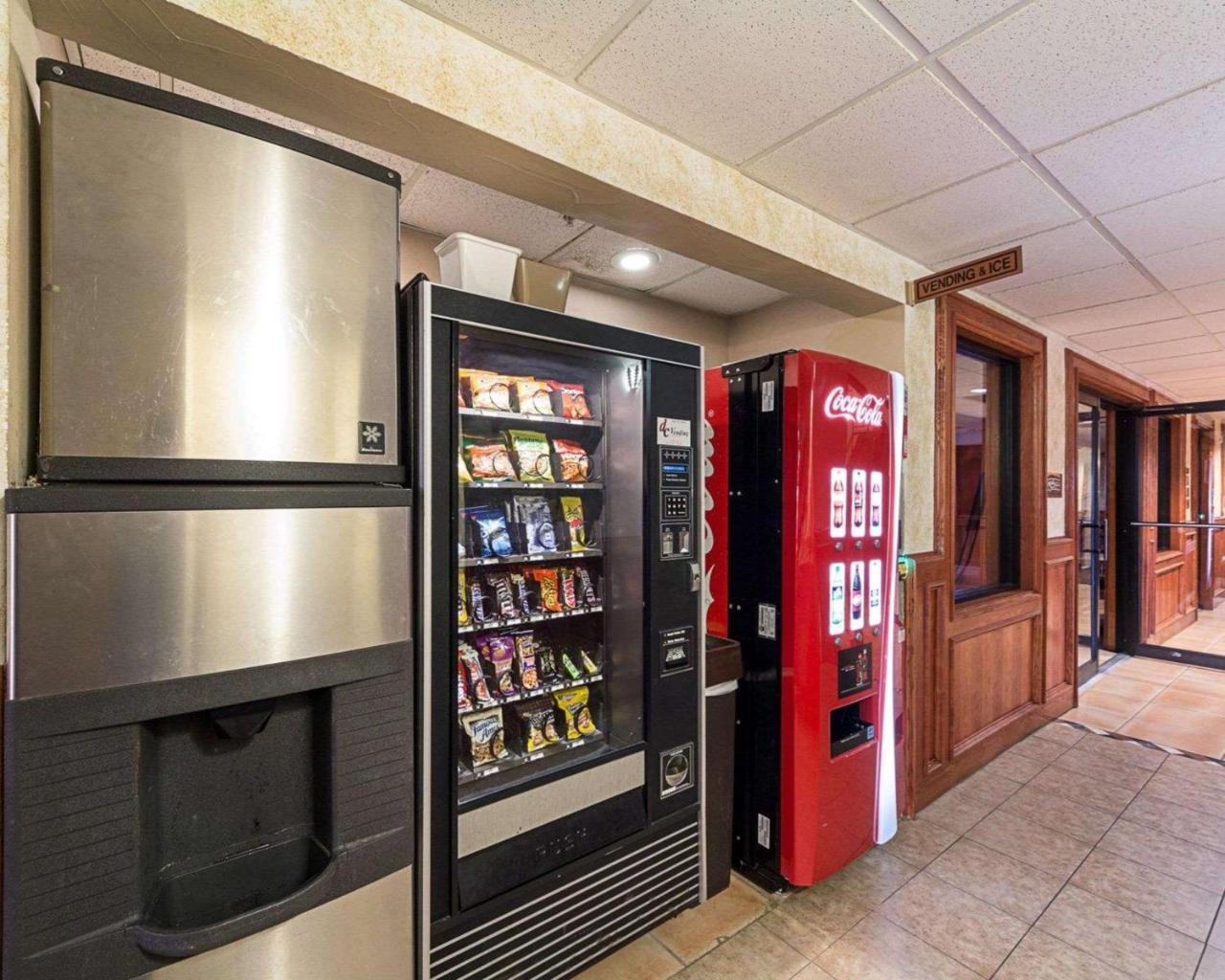 Comfort Inn Near Medical Center Mission Εξωτερικό φωτογραφία