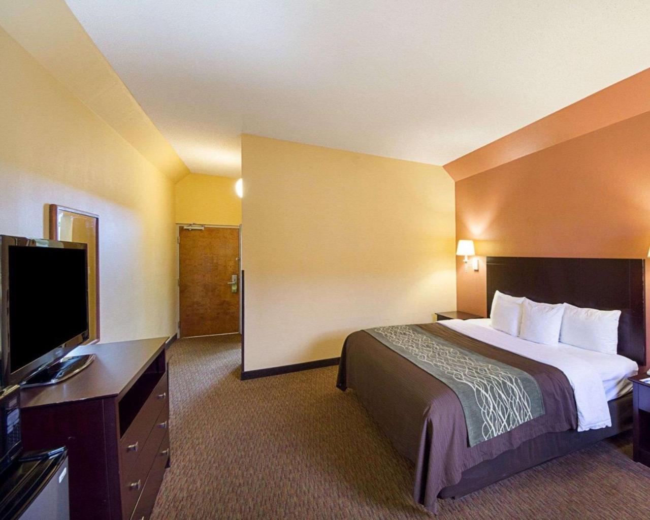 Comfort Inn Near Medical Center Mission Εξωτερικό φωτογραφία