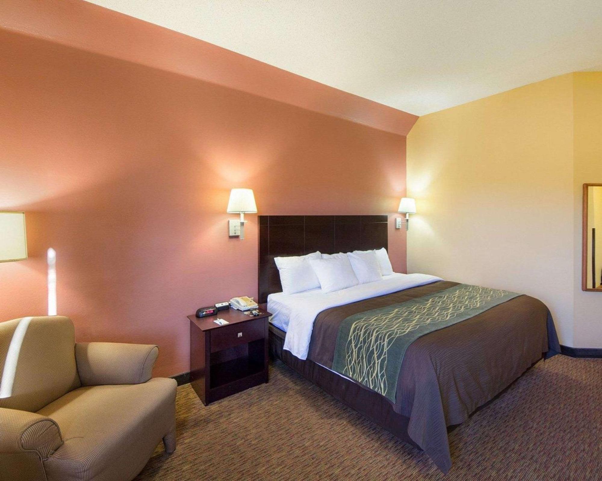 Comfort Inn Near Medical Center Mission Εξωτερικό φωτογραφία