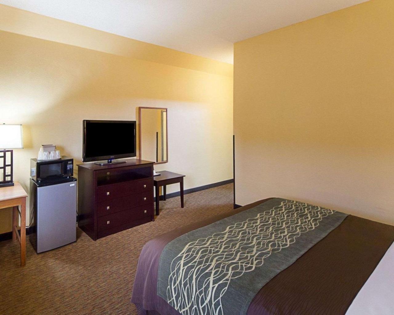 Comfort Inn Near Medical Center Mission Εξωτερικό φωτογραφία