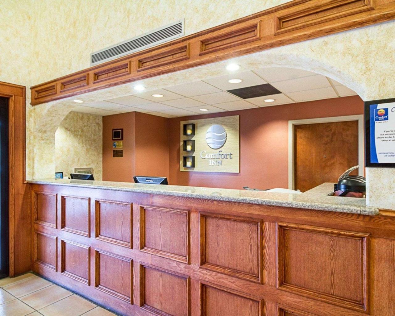 Comfort Inn Near Medical Center Mission Εξωτερικό φωτογραφία