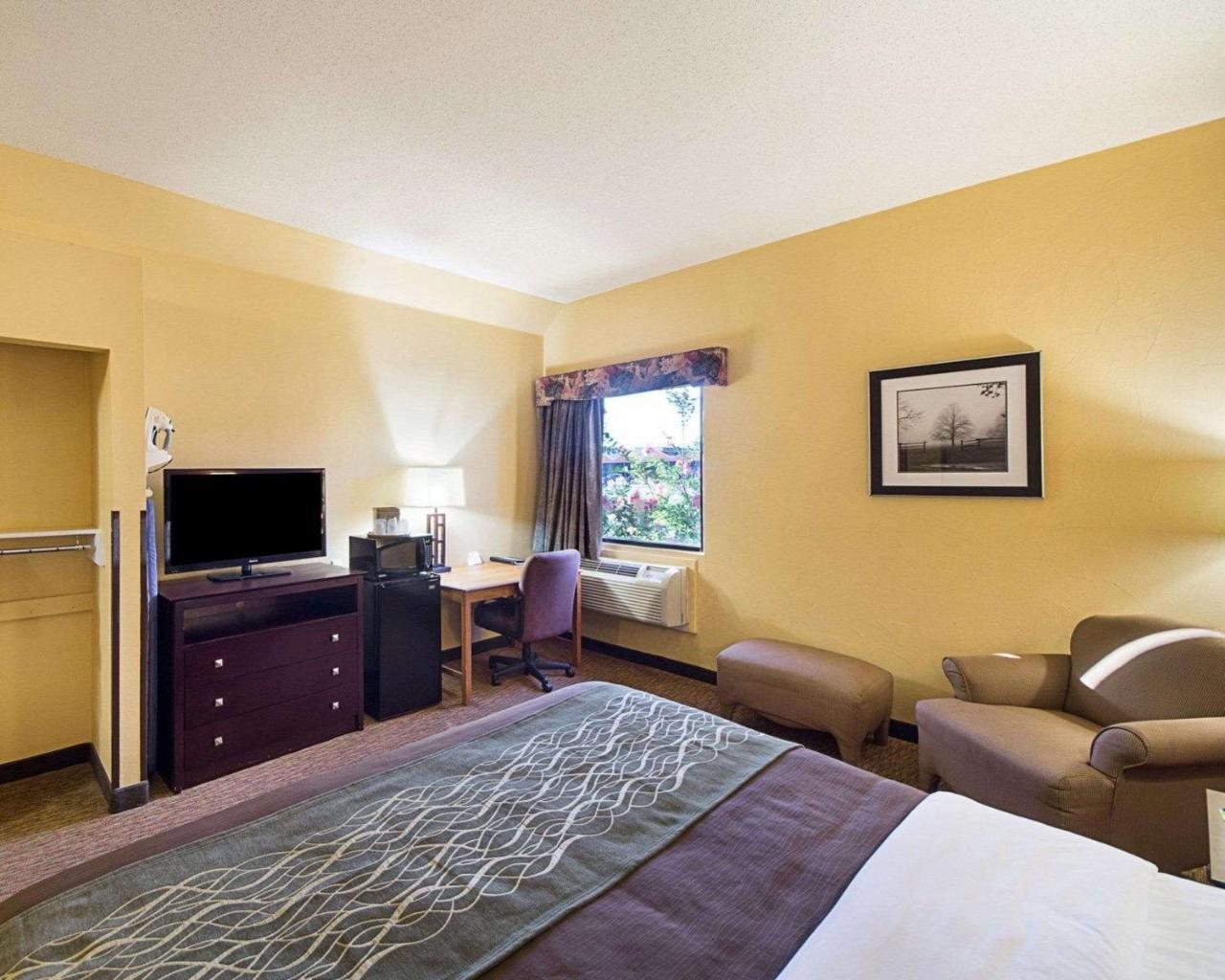 Comfort Inn Near Medical Center Mission Εξωτερικό φωτογραφία