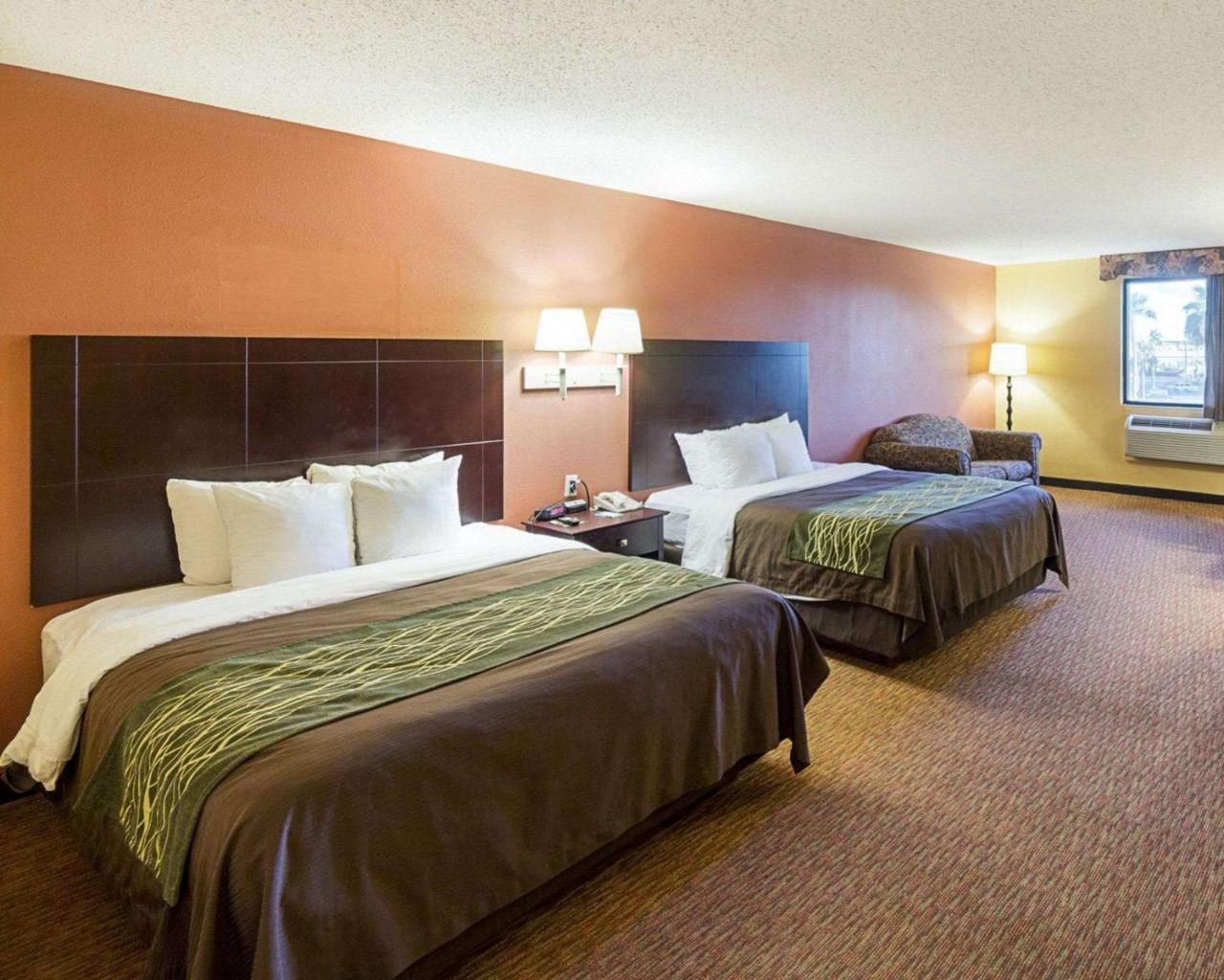 Comfort Inn Near Medical Center Mission Εξωτερικό φωτογραφία